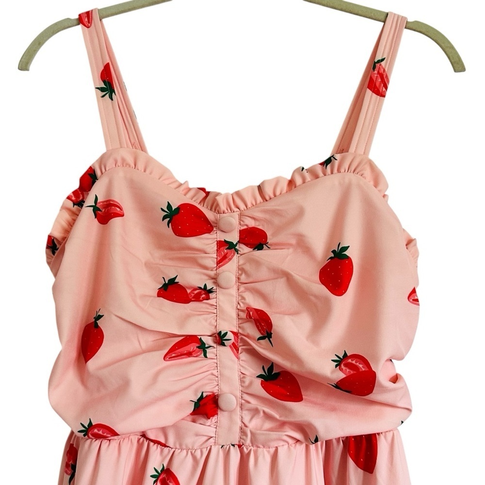 BELLE POGUE STRAWBERRY PRINT RUCHED FIT AND FLARE DRESS SIZE MEDIUM - Picture 7 of 15